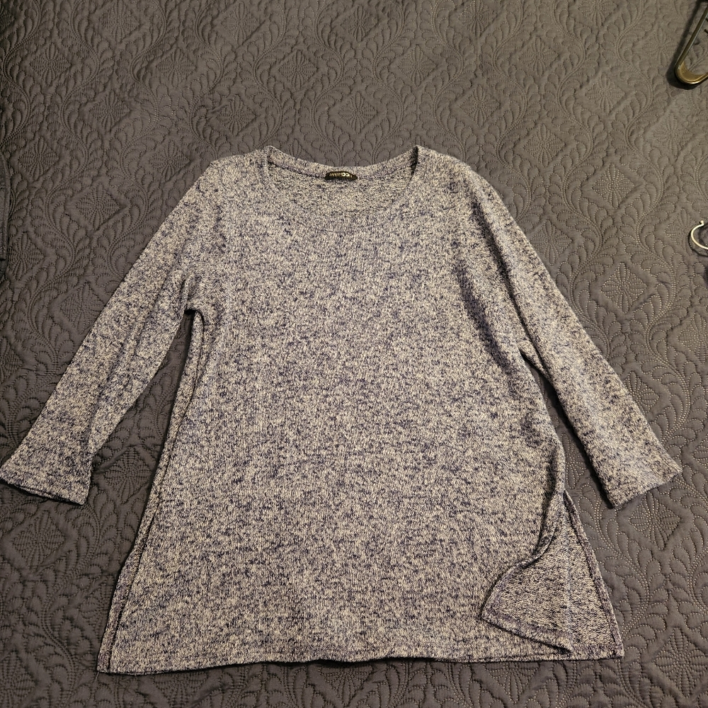 3/4 sleeve sweater